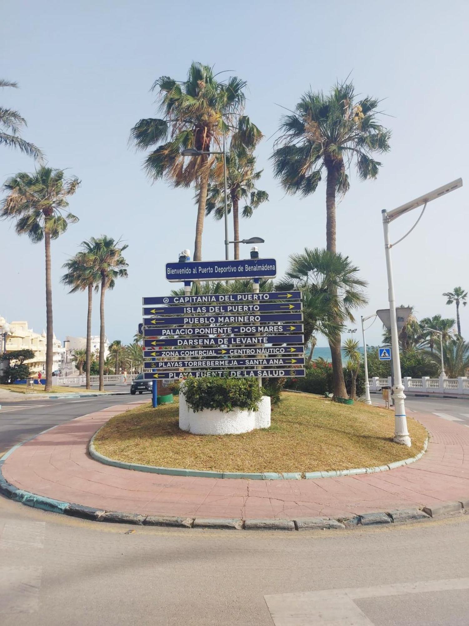 Estudio Luminoso En Puerto Marina Benalmádena Exterior foto